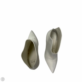 Boots Ankle Heels By Marc Fisher In White, Size: 10 Marc Fisher fashion shoes with block heels