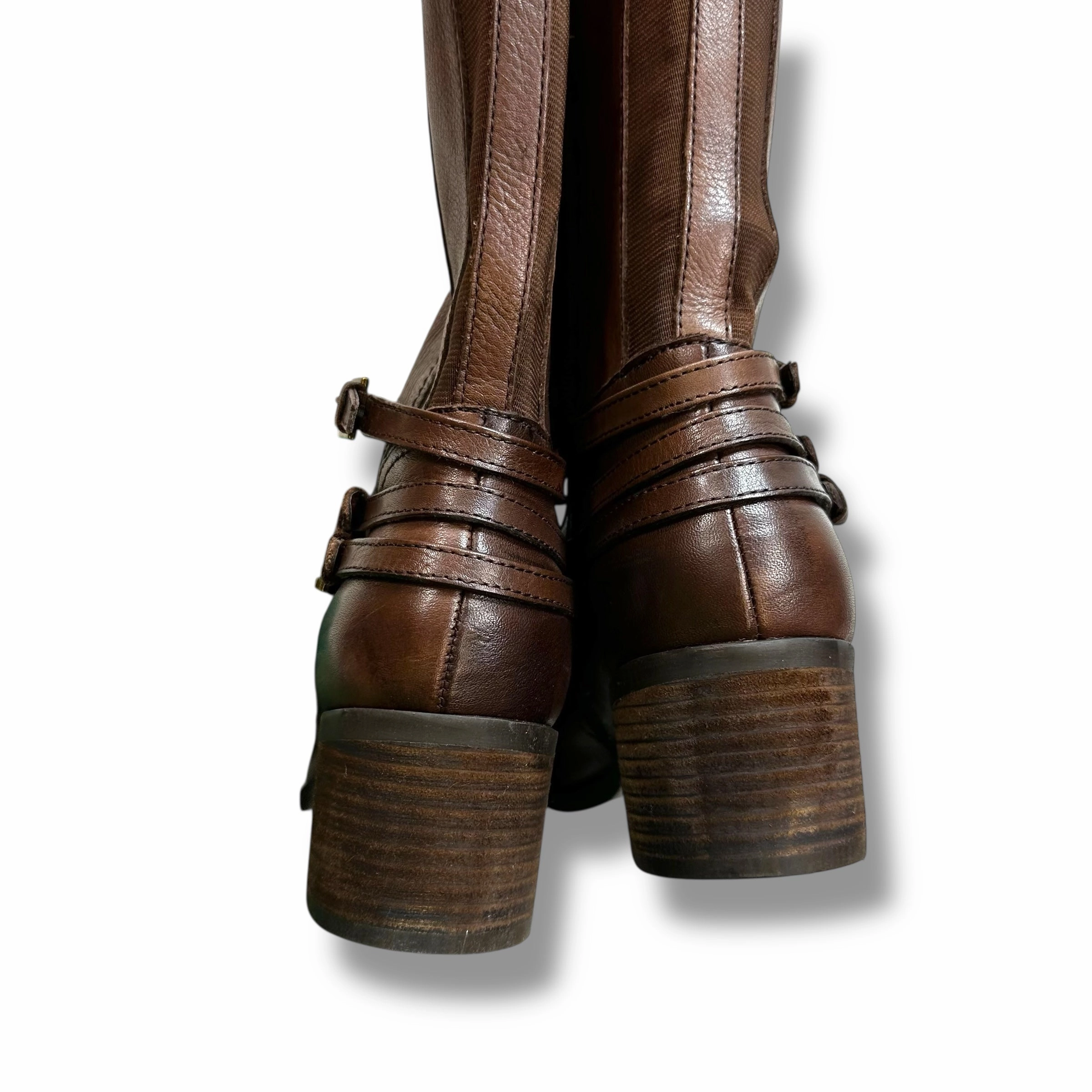 Boots Knee Flats By Marc Fisher In Brown, Size: 8.5 Fashion Heels