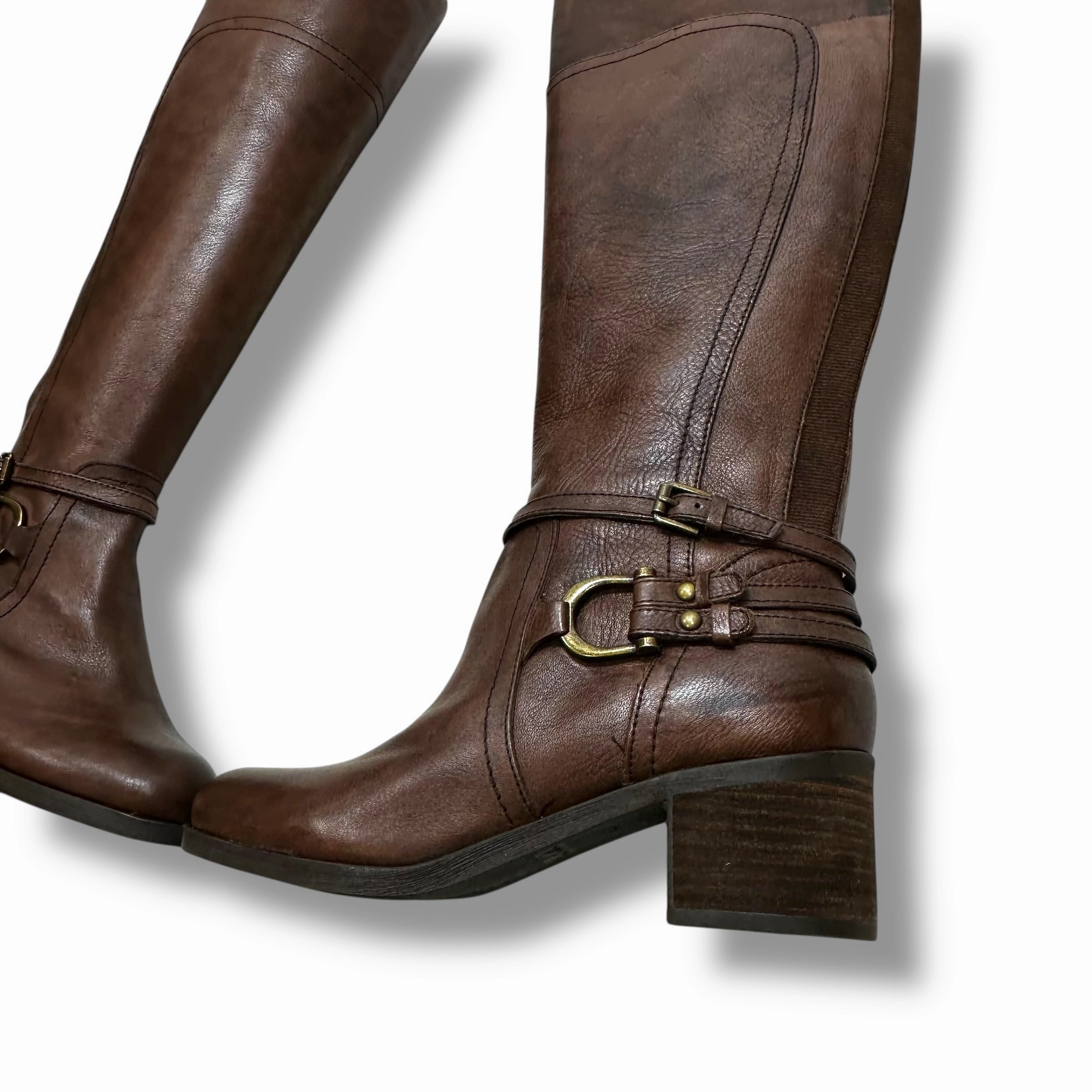 Boots Knee Flats By Marc Fisher In Brown, Size: 8.5 Fashion Heels