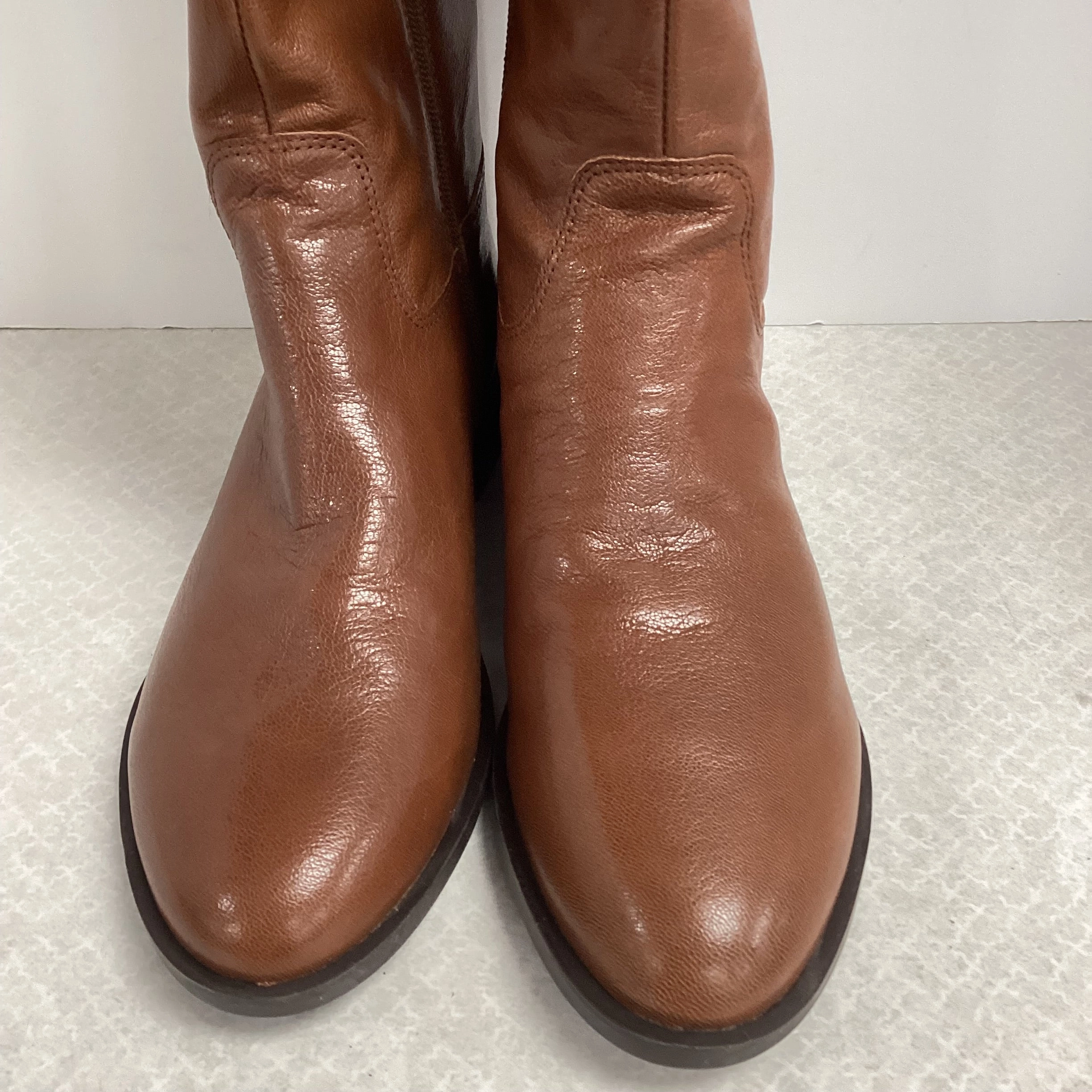 Boots Knee Flats By Marc Fisher In Brown, Size: 9.5 Fashion Heels