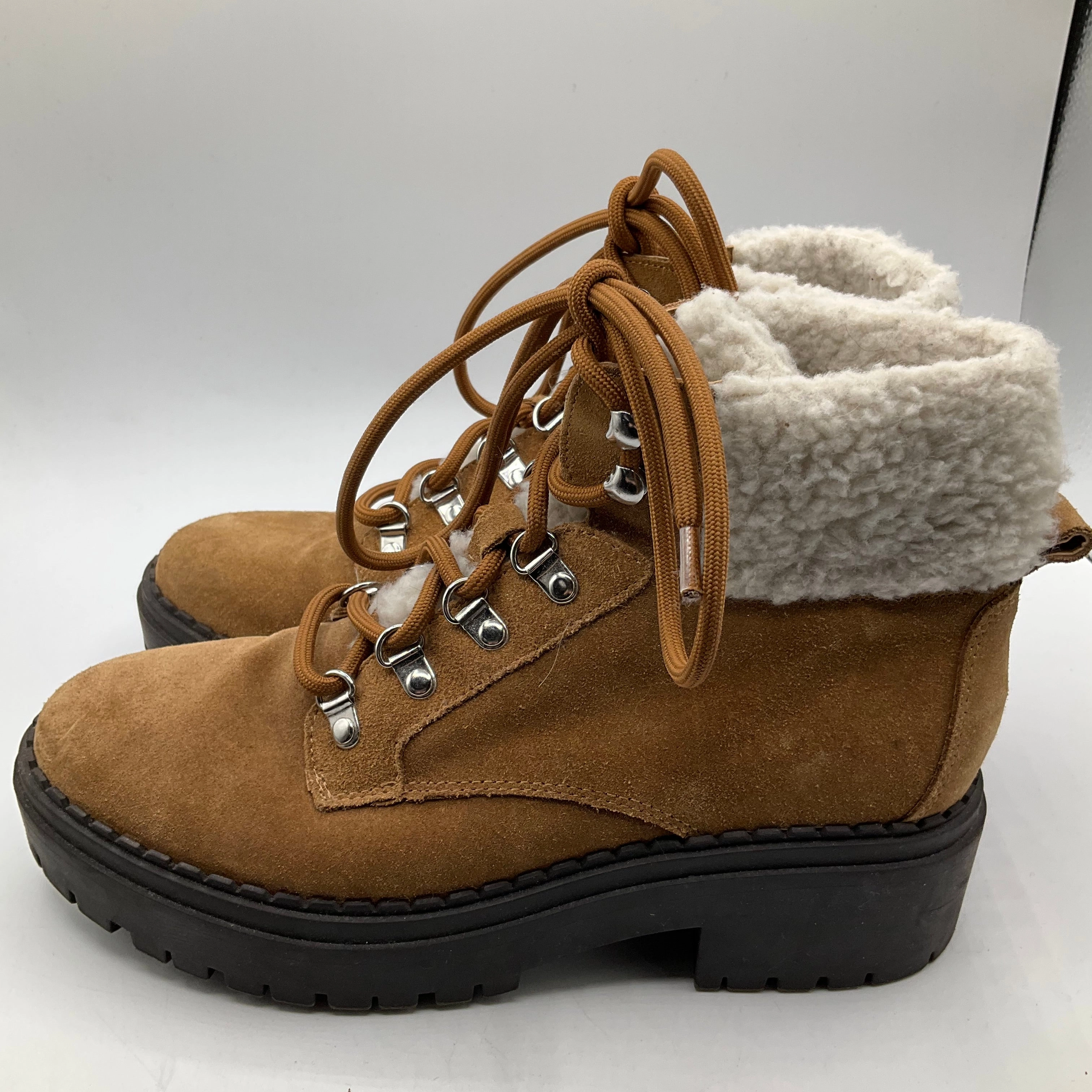 Boots Snow By Marc Fisher In Tan, Size: 7.5 Fashion Heels