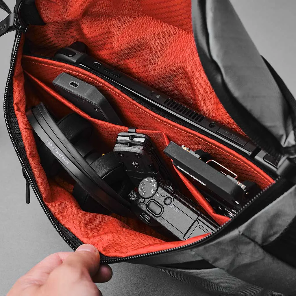 Bravo Sling Mini v2 Alpaka Bags