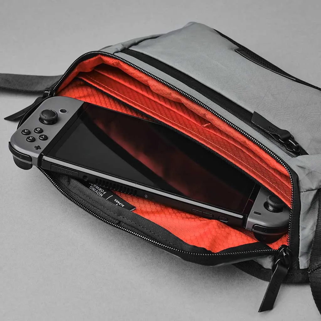 Bravo Sling Mini v2 Alpaka Bags