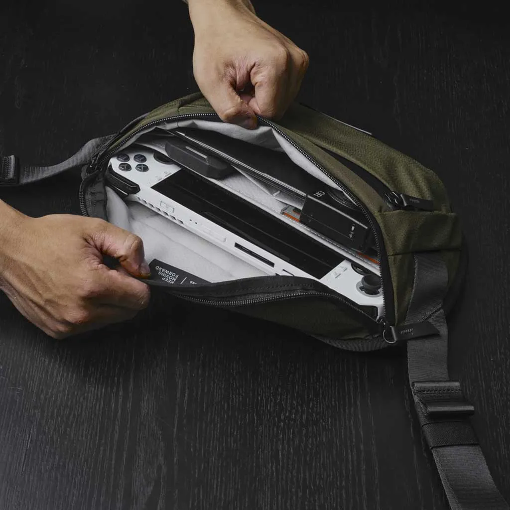 Bravo Sling Mini v2 Alpaka Bags