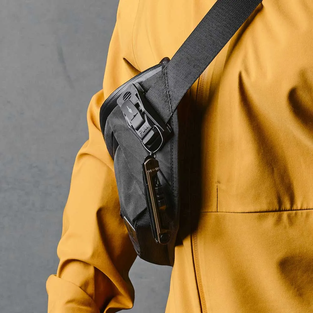 Bravo Sling Mini v2 Alpaka Bags