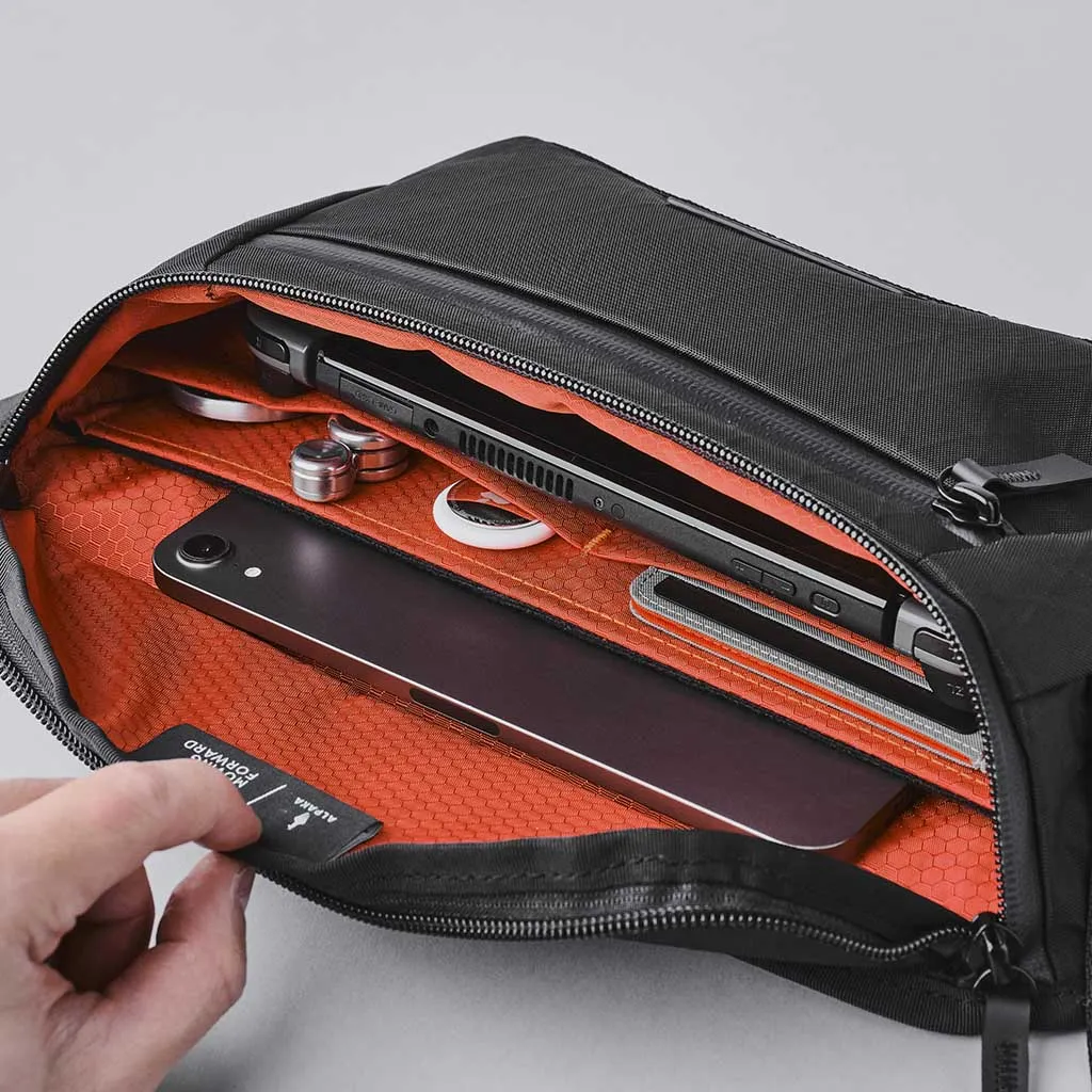 Bravo Sling Mini v2 Alpaka Bags