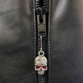 Bravo Bells - Skull Red Jewel Zipper Pull