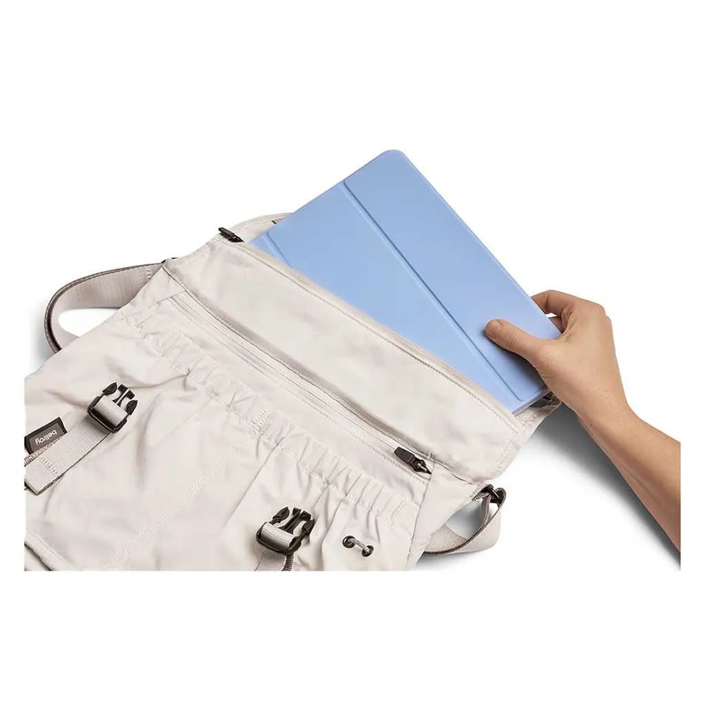 Cinch Messenger Bellroy Bags