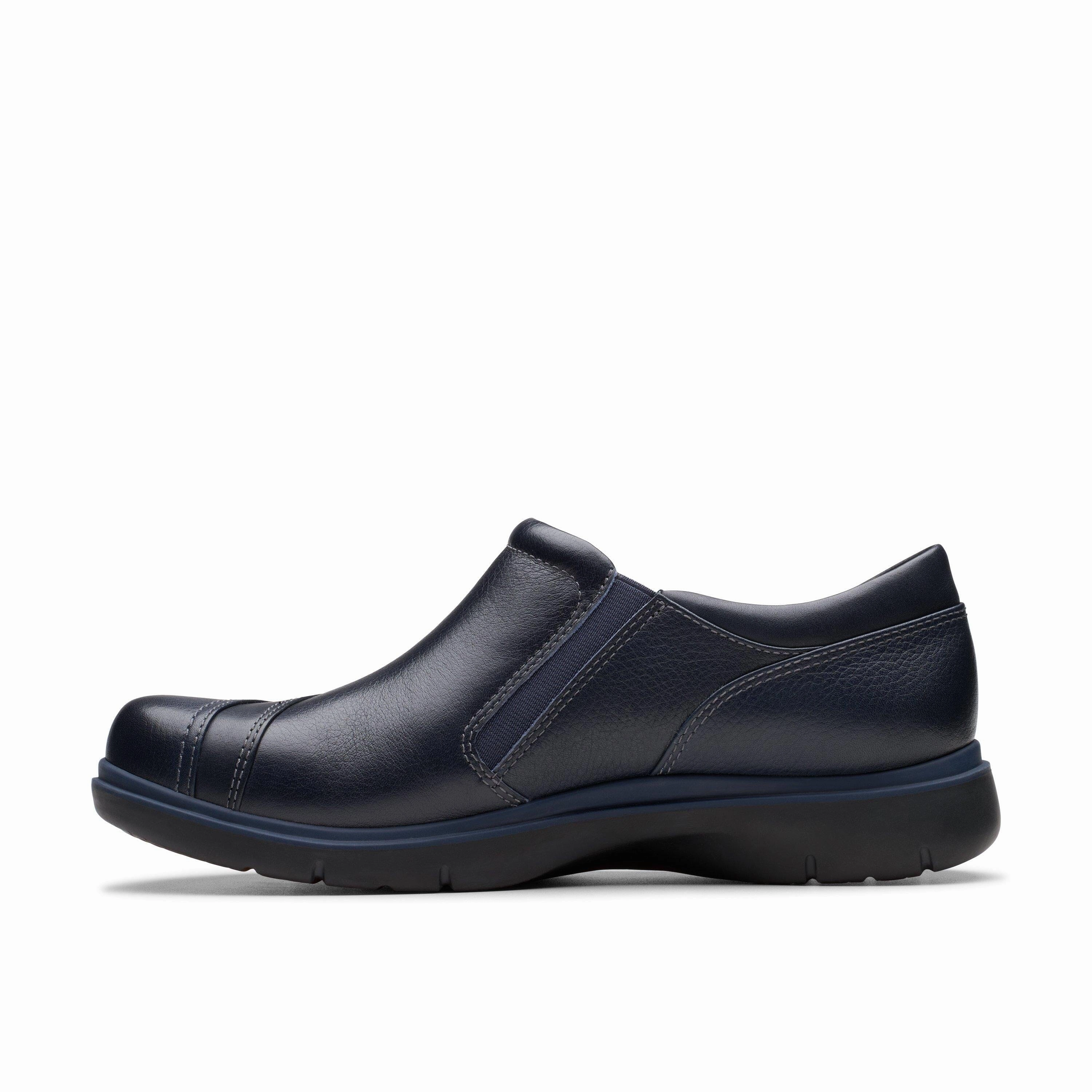 CLARKS CERTINA PURE WOMEN'S MEDIUM AND WIDE Clarks classic leather shoes