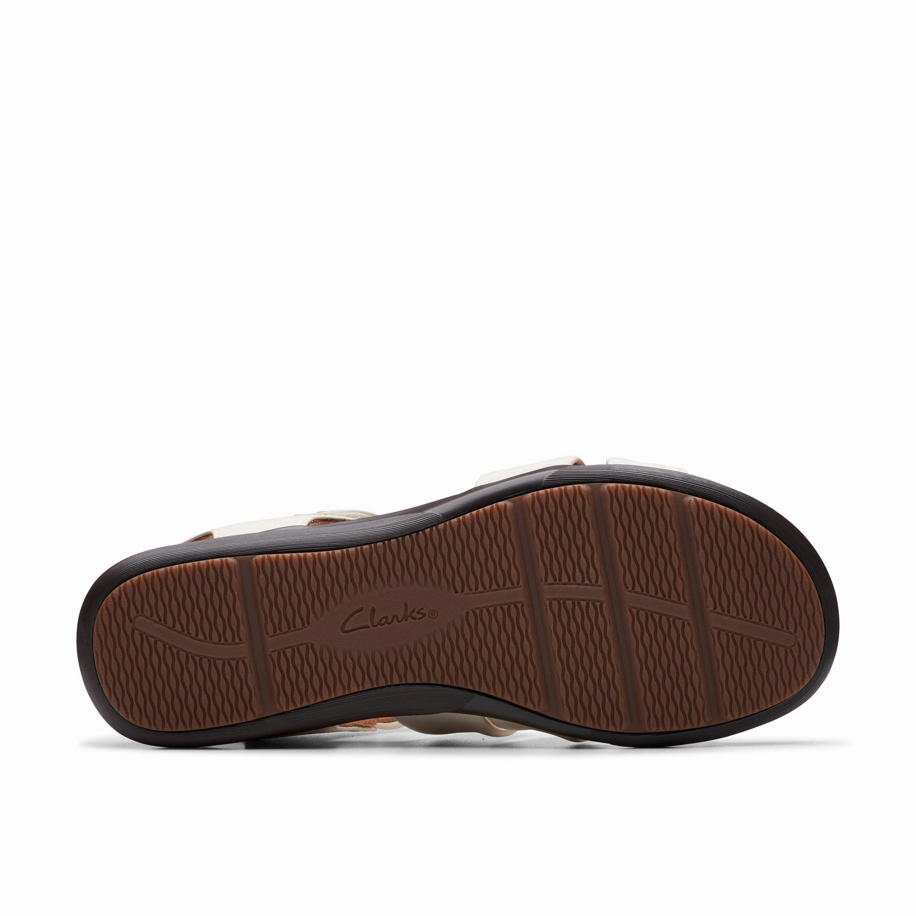 CLARKS KITLY AVE MEDIUM AND WIDE Clarks classic leather shoes