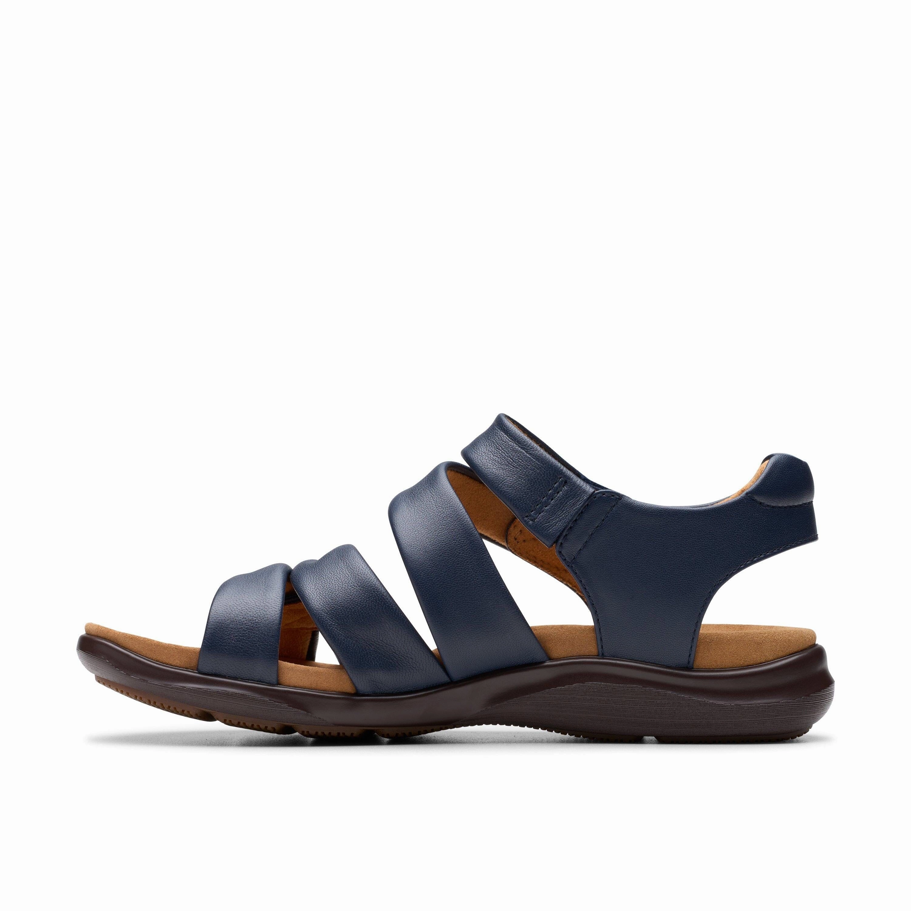 CLARKS KITLY AVE MEDIUM AND WIDE Clarks classic leather shoes