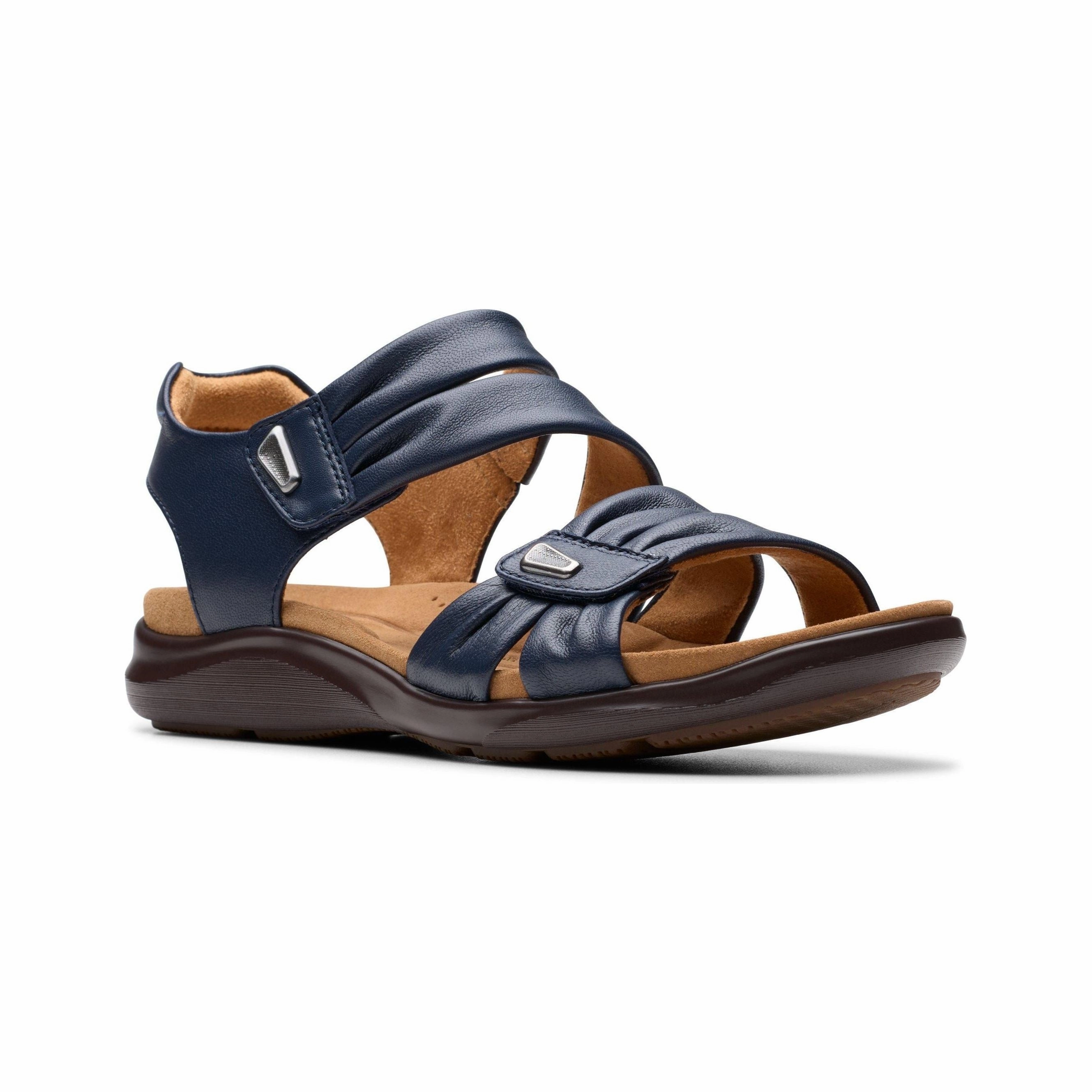CLARKS KITLY AVE MEDIUM AND WIDE Clarks classic leather shoes