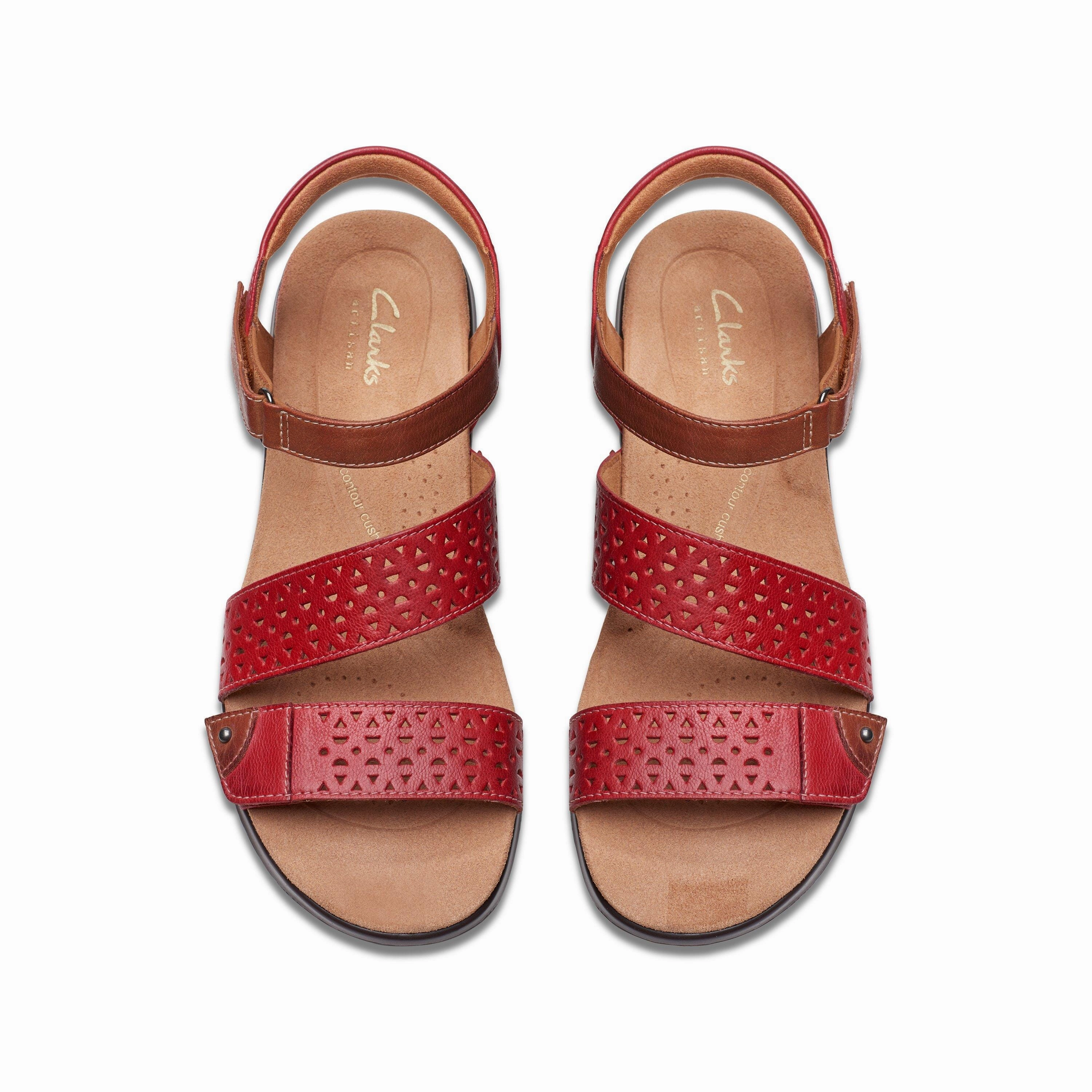 CLARKS KITLY WAY WOMEN'S MEDIUM AND WIDE Clarks classic leather shoes