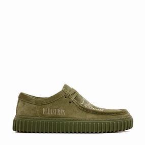 Clarks x PLEASURES Men Torhill DRGN Lo Olive Suede 26179913 Clarks classic leather shoes for casual wear