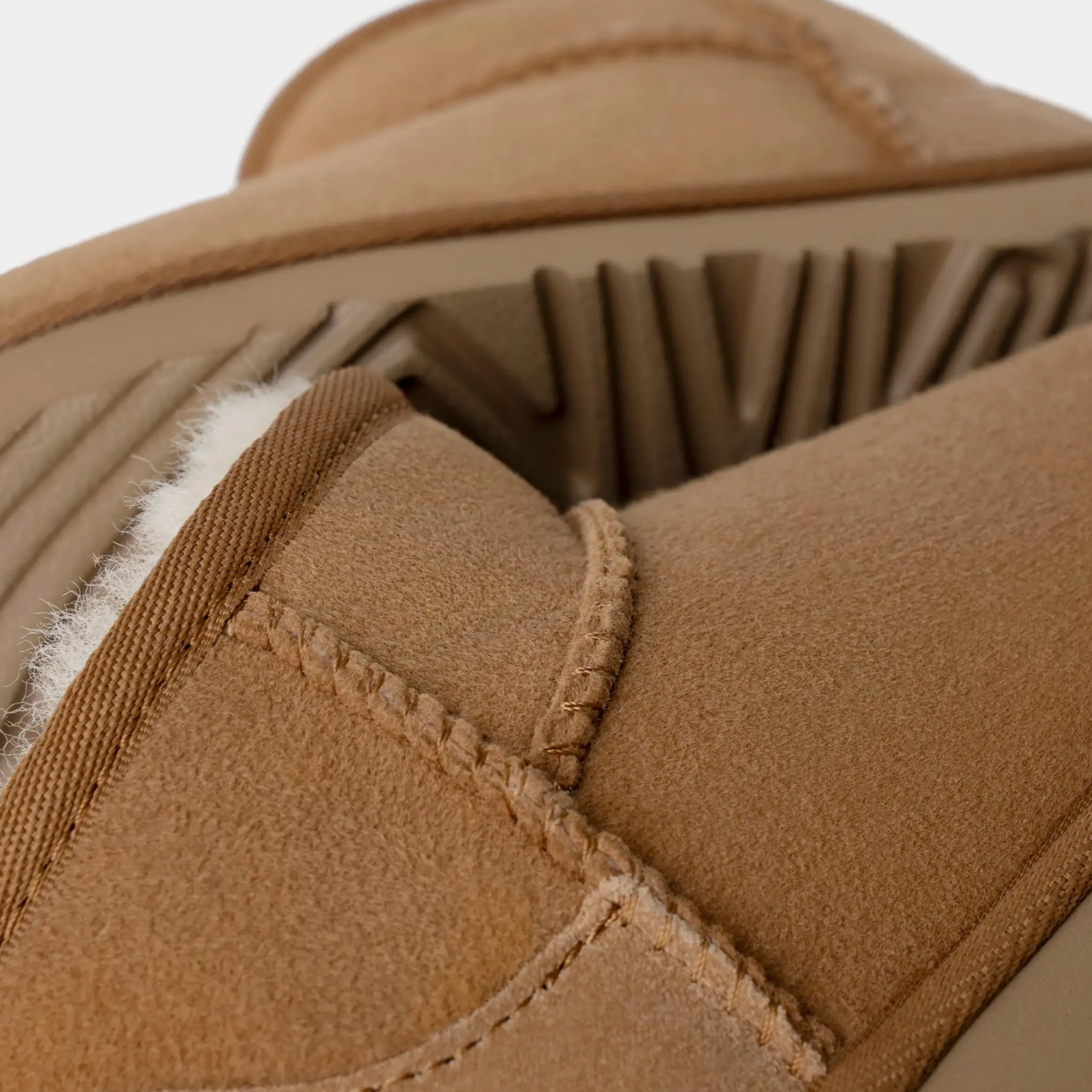 Classic Ultra Mini Grade School Boots (Chestnut) Ugg Mini Boot Styles