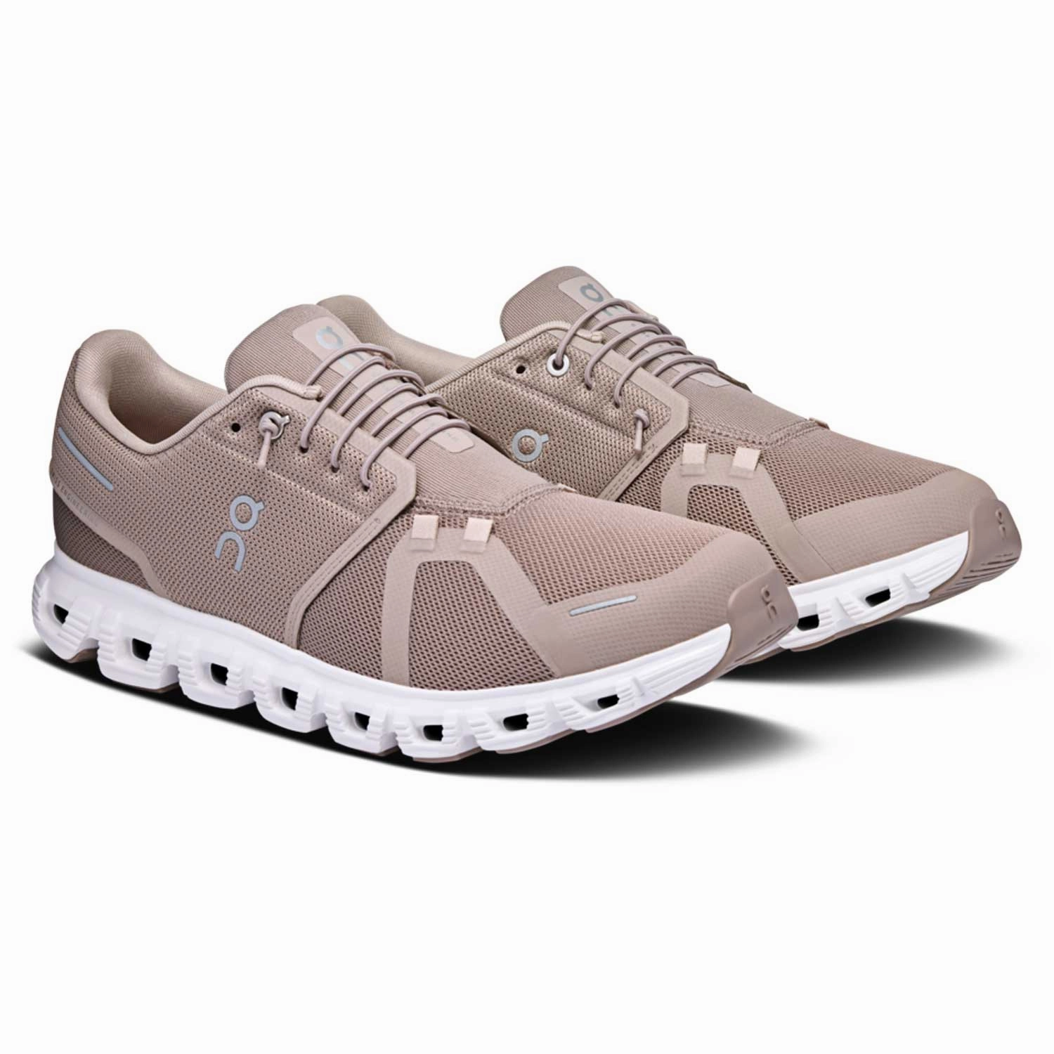 Cloud 6 On Running sneakers with cloud technology