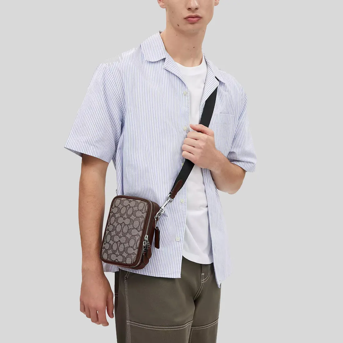 Coach Crossbody Bag COACH Stanton Crossbody In Signature Jacquard Oak/Maple CH097