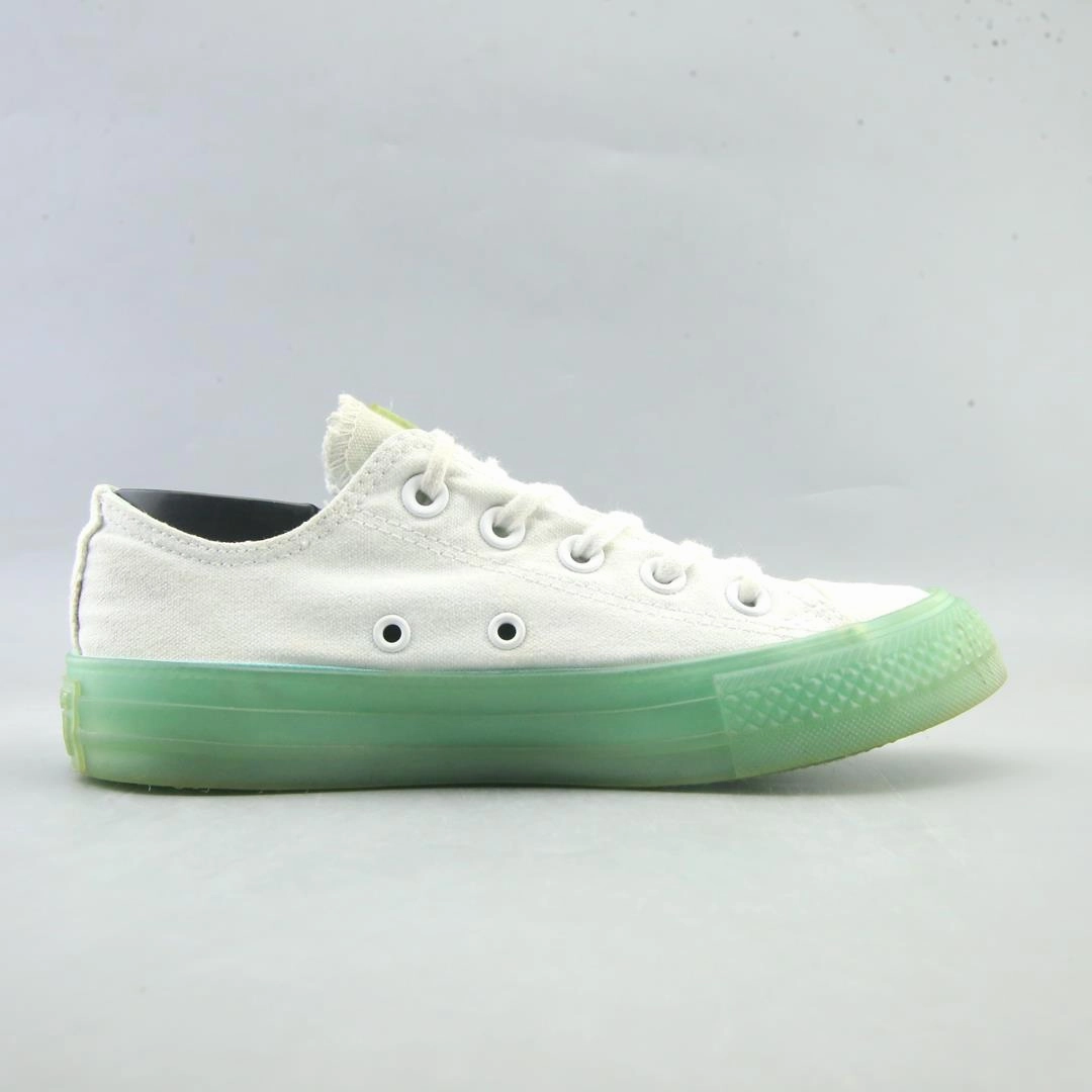 CONVERSE ALL STAR vintage Converse footwear looks