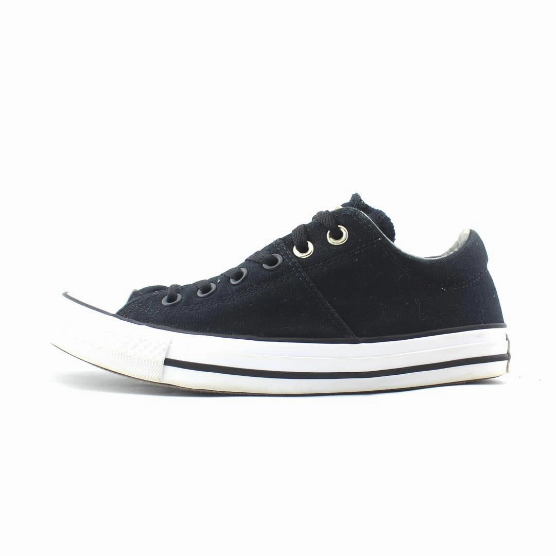 CONVERSE ALL STAR Converse iconic footwear looks