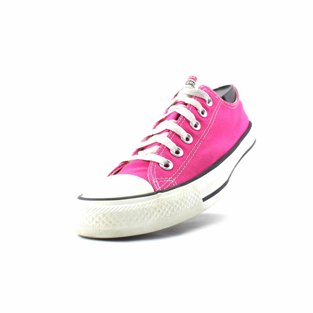 CONVERSE ALL STAR vintage Converse footwear looks
