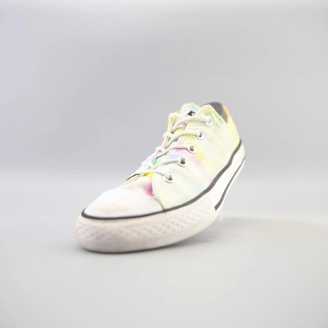 CONVERSE ALL STAR vintage Converse footwear looks