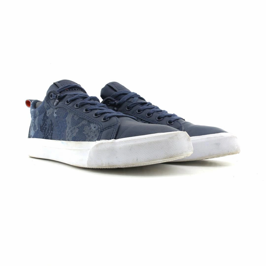 CONVERSE CHUCK TAYLOR ALL STAR FULTON OX vintage Converse footwear looks