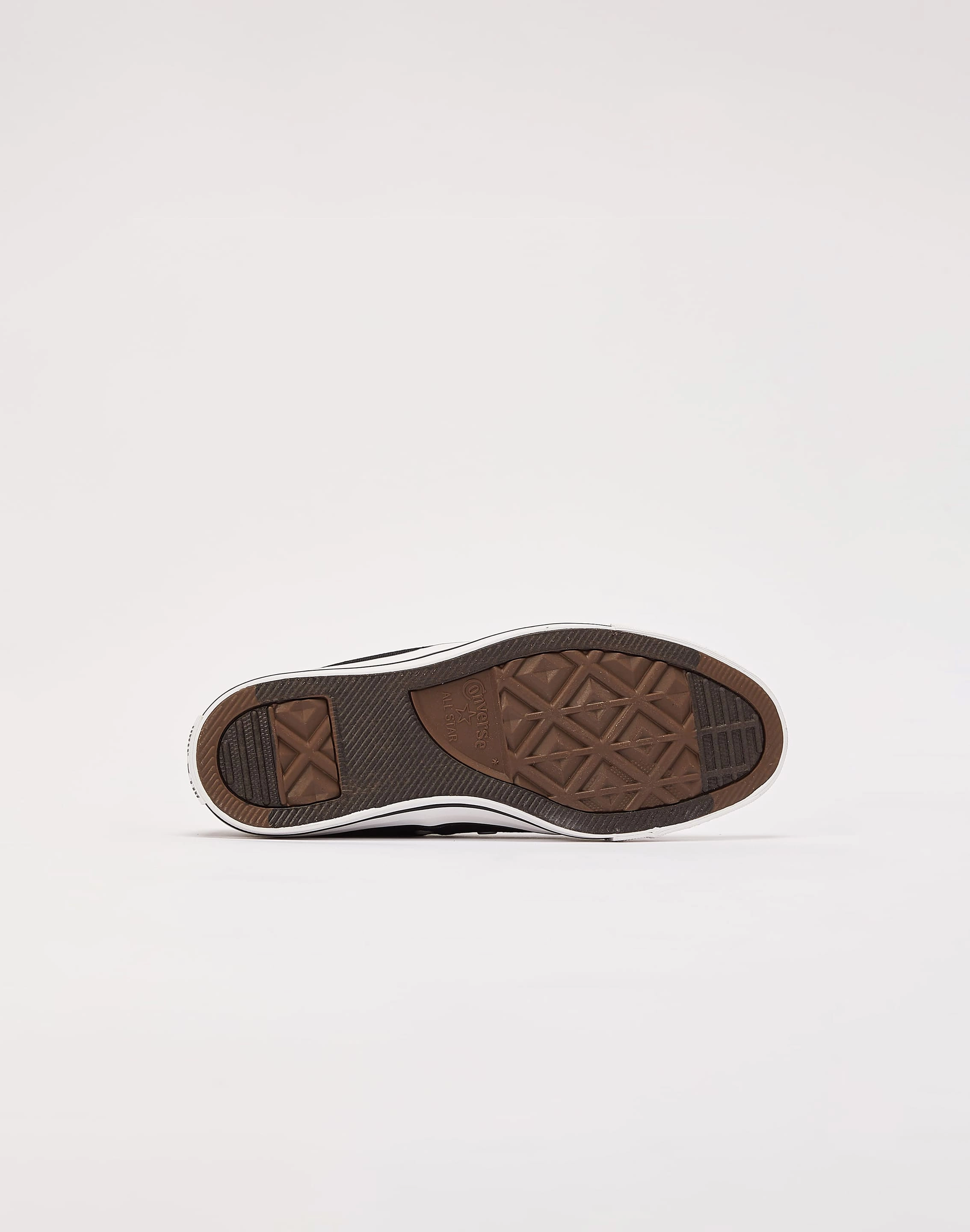 Converse Chuck Taylor All-Star Low Grade-School Street Casual Footwear