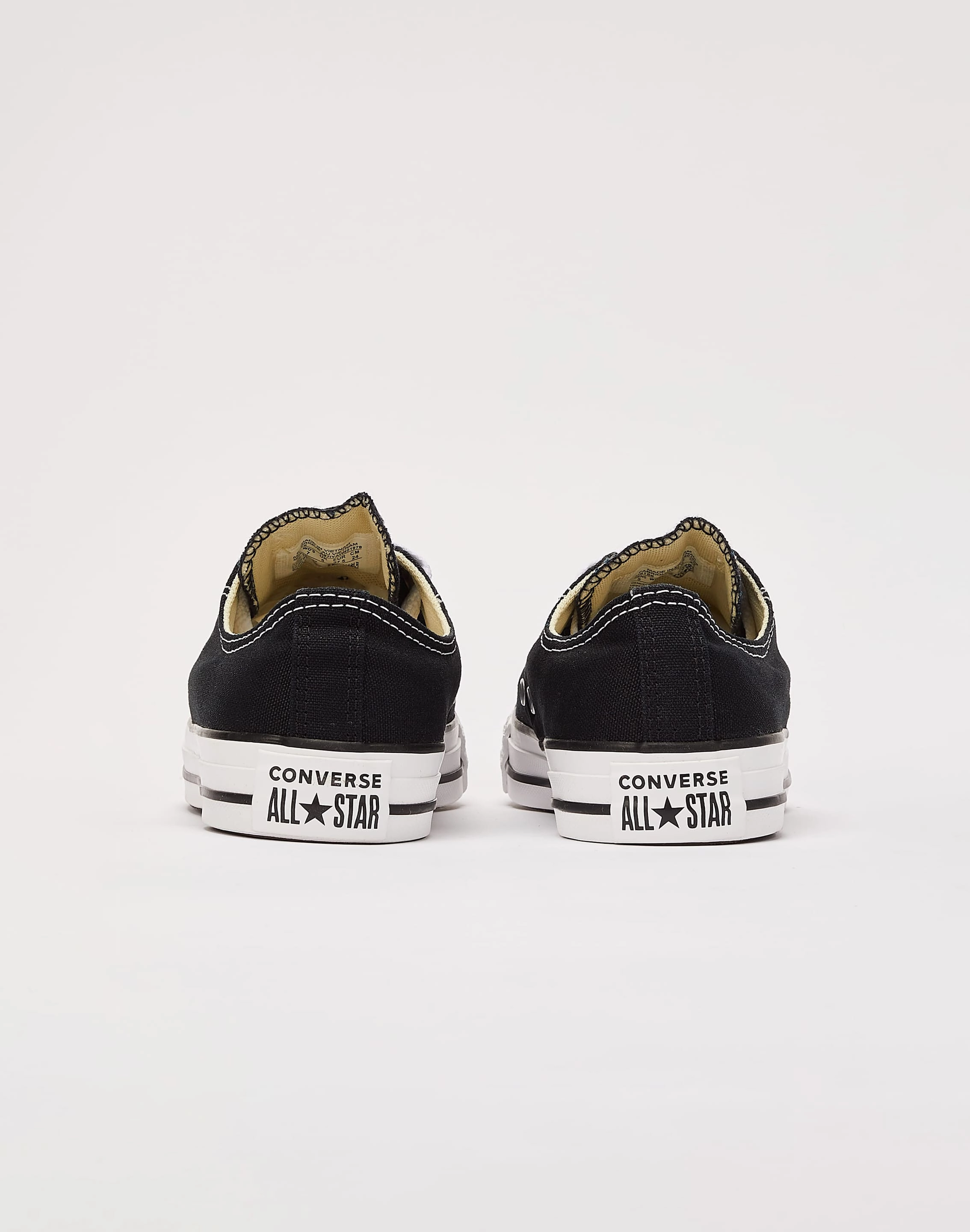Converse Chuck Taylor All-Star Low Grade-School Street Casual Footwear