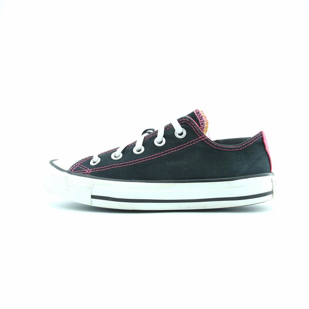 CONVERSE CHUCK TAYLOR ALL STAR Converse retro sneaker designs