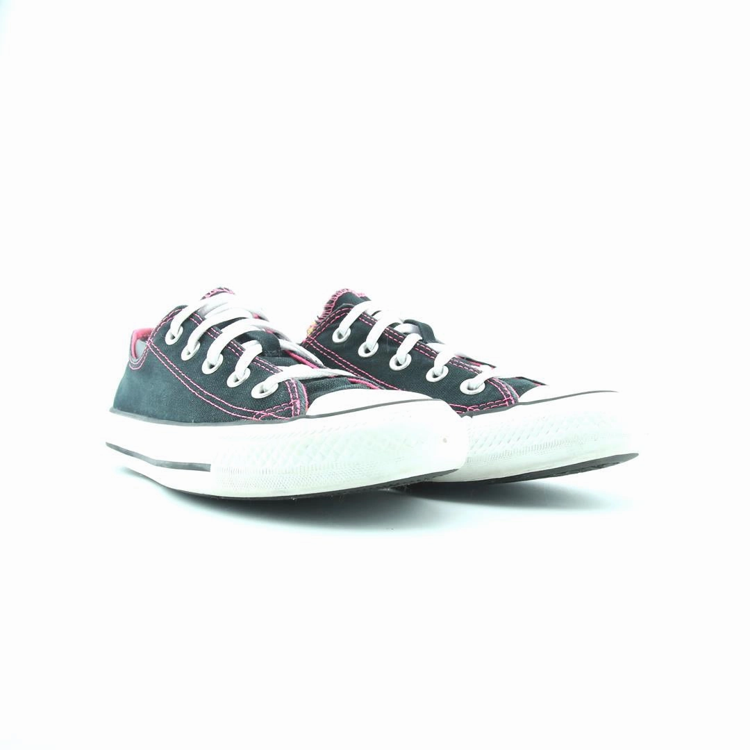 CONVERSE CHUCK TAYLOR ALL STAR retro Converse shoe angles