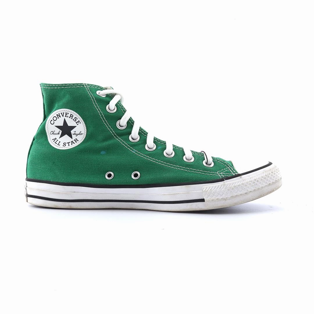 CONVERSE CHUCK TAYLOR ALL STAR vintage Converse footwear looks