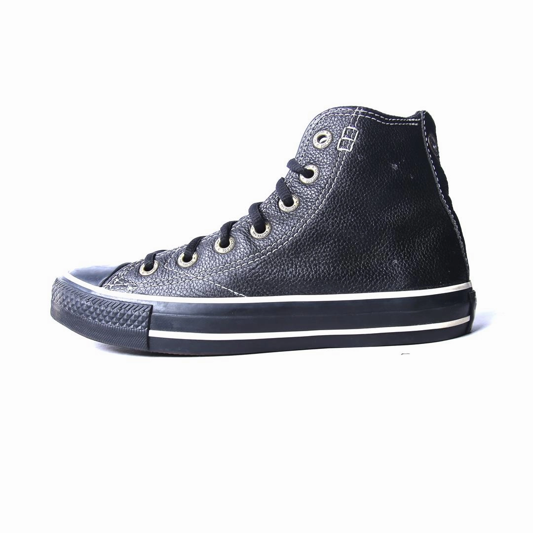 CONVERSE CHUCK TAYLOR Converse retro sneaker designs