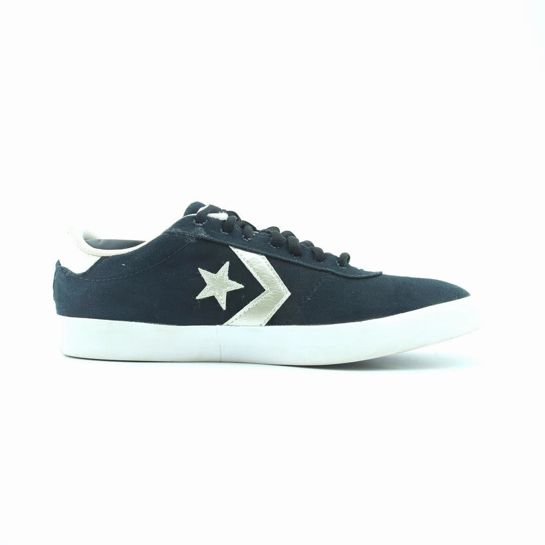 CONVERSE CT OX POINT STAR retro Converse shoe angles