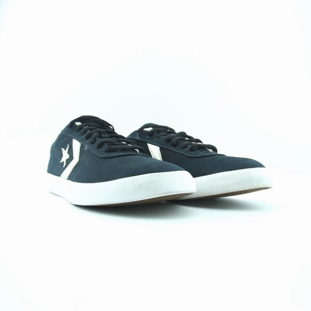 CONVERSE CT OX POINT STAR retro Converse shoe angles