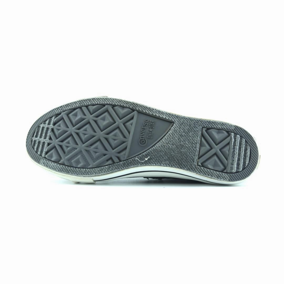 CONVERSE ONE STAR PRO retro Converse shoe angles