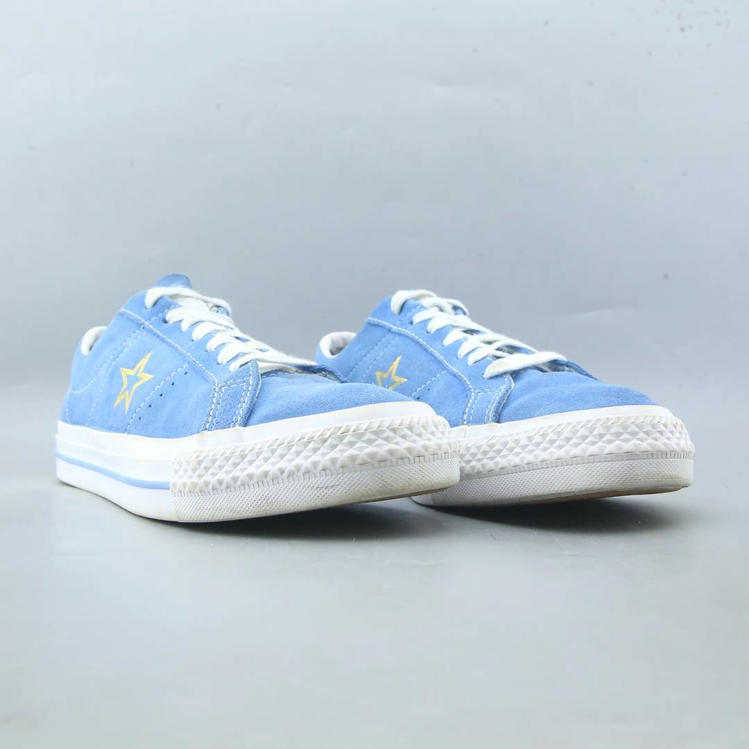 CONVERSE ONE STAR PRO SUEDE retro Converse shoe angles
