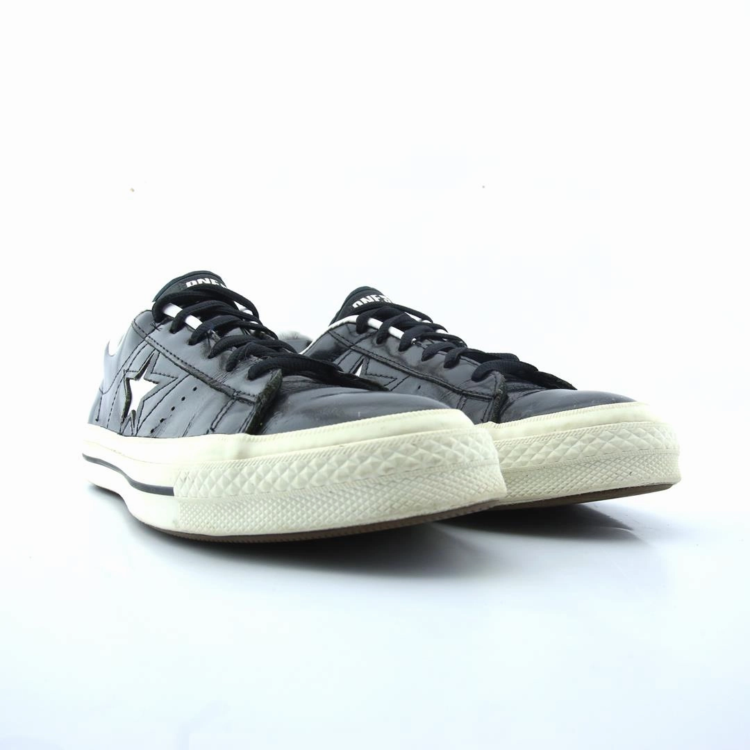 CONVERSE ONE STAR retro Converse shoe angles