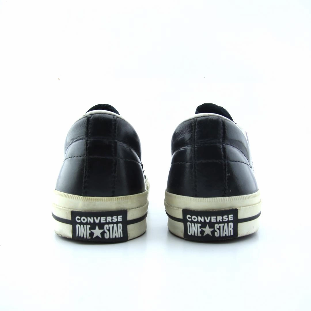 CONVERSE ONE STAR retro Converse shoe angles