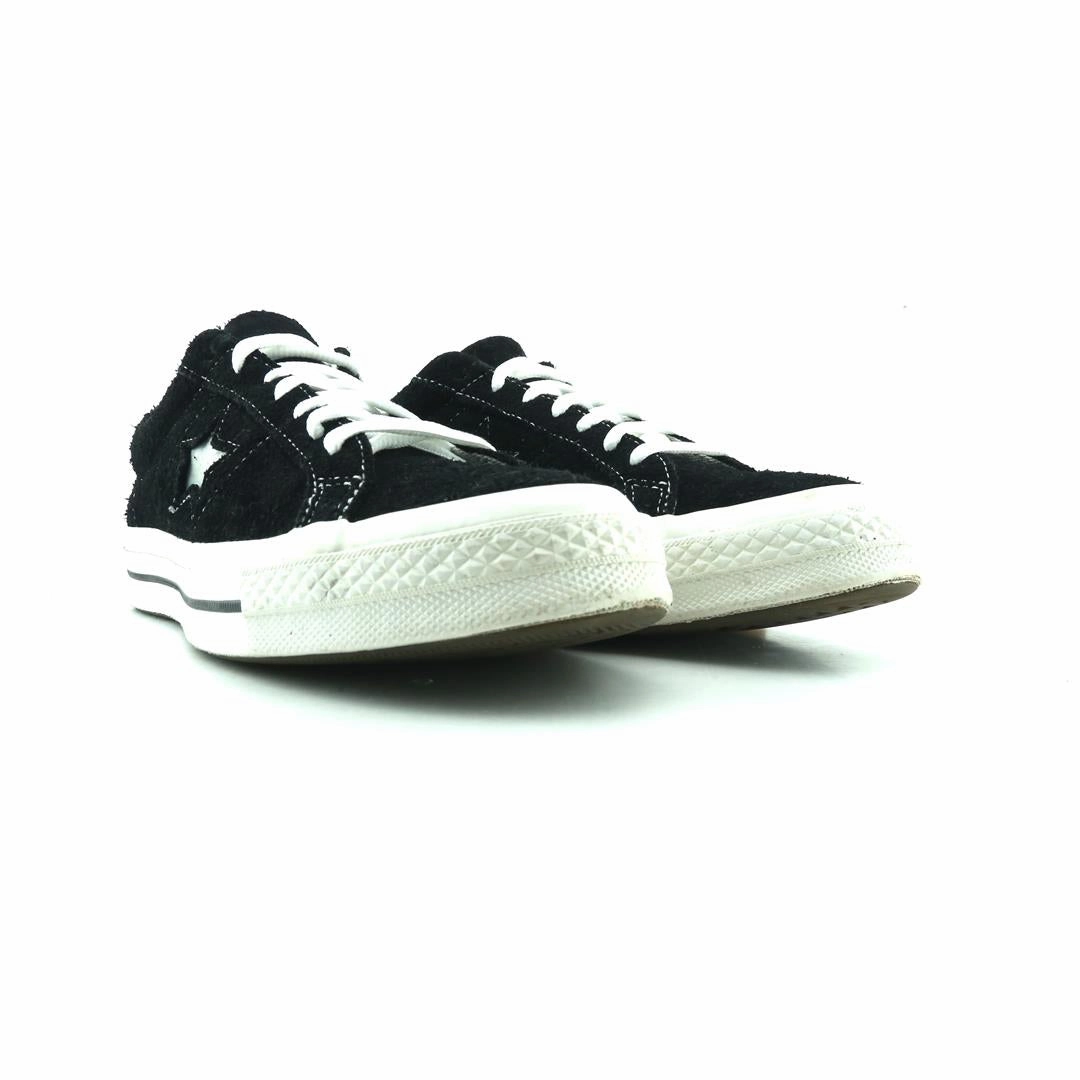 CONVERSE ONE STAR retro Converse shoe angles