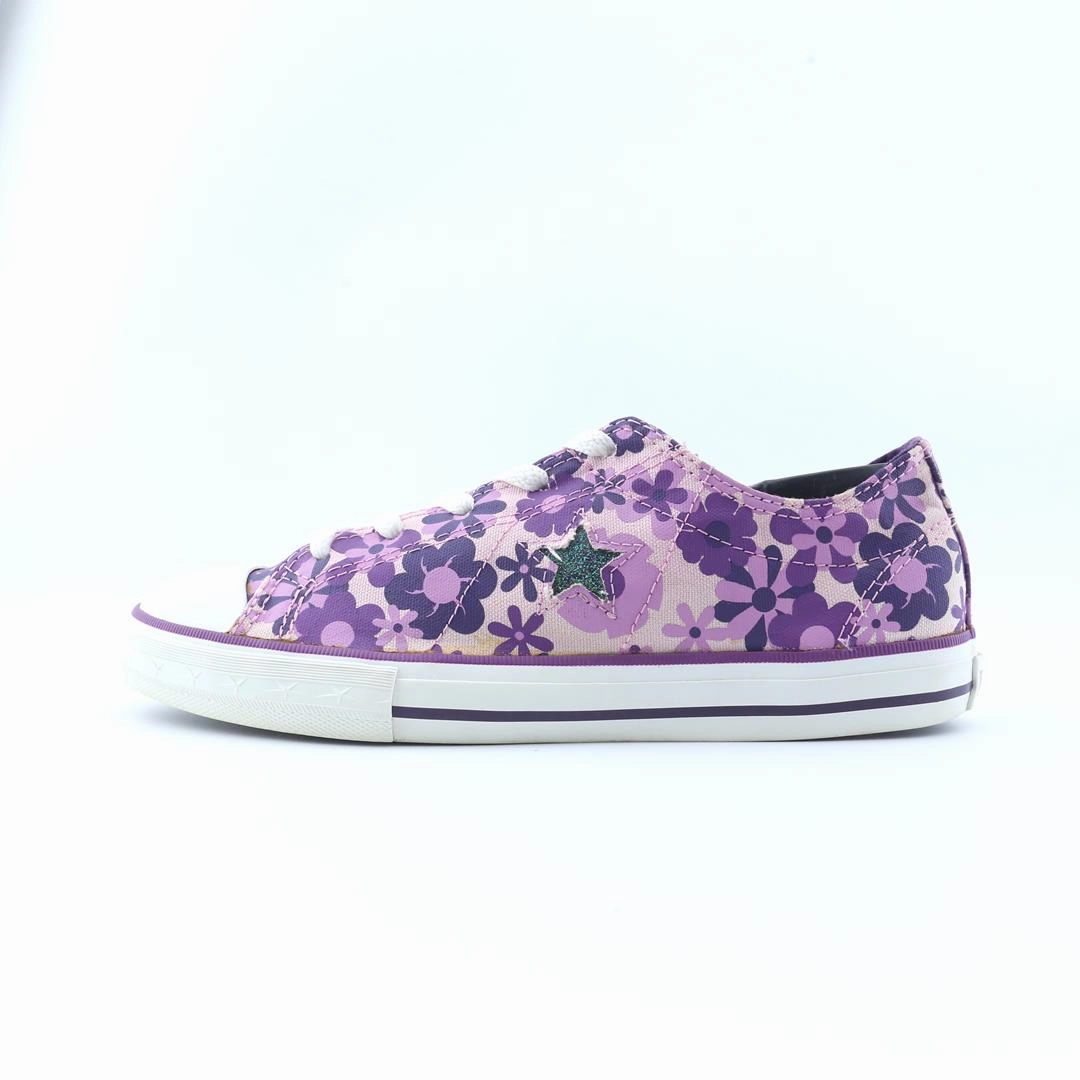 CONVERSE ONE STAR Converse retro sneaker designs