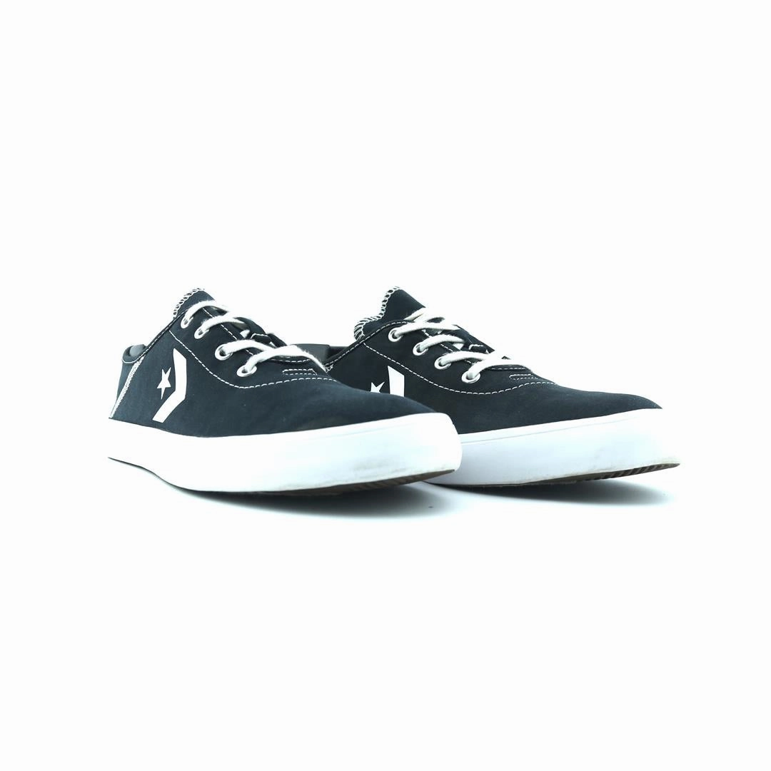 CONVERSE ONE STAR retro Converse shoe angles