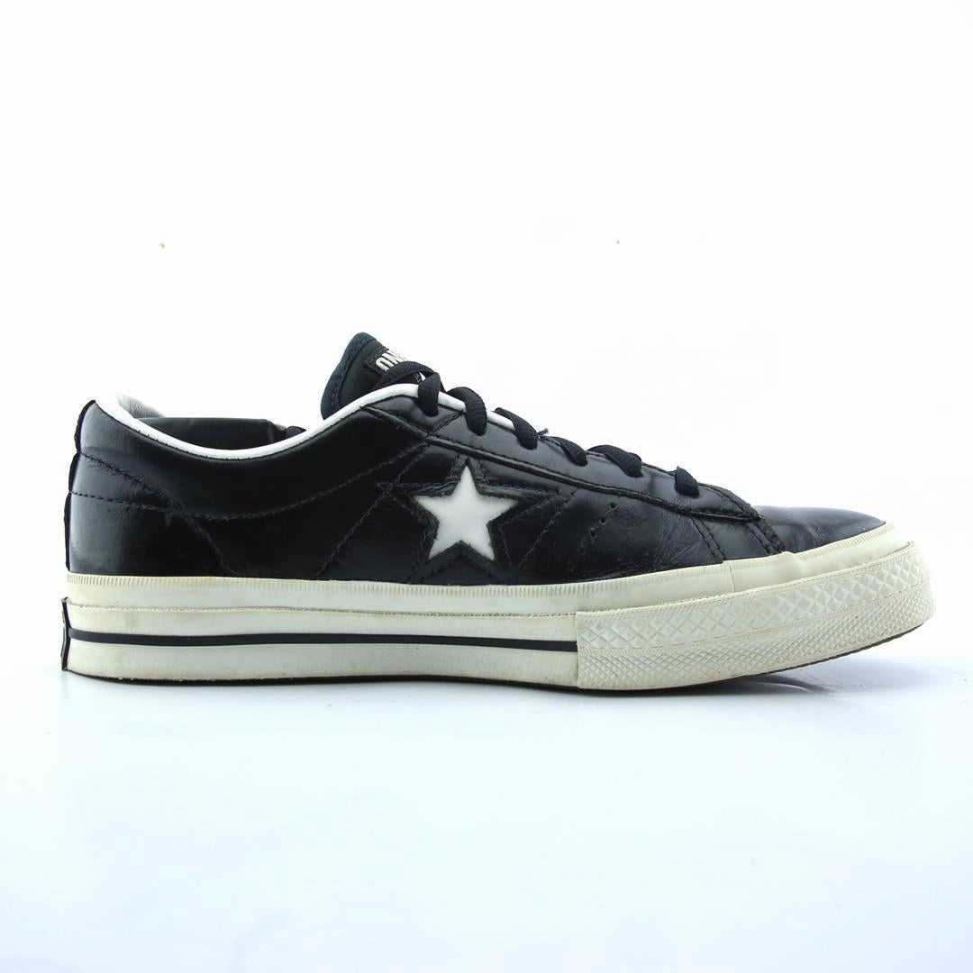 CONVERSE ONE STAR retro Converse shoe angles