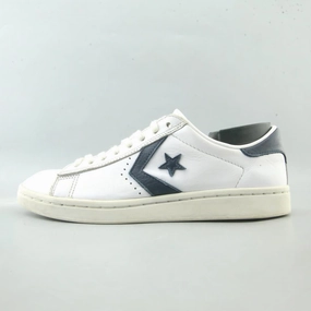 CONVERSE  PRO LEATHER Converse retro sneaker designs