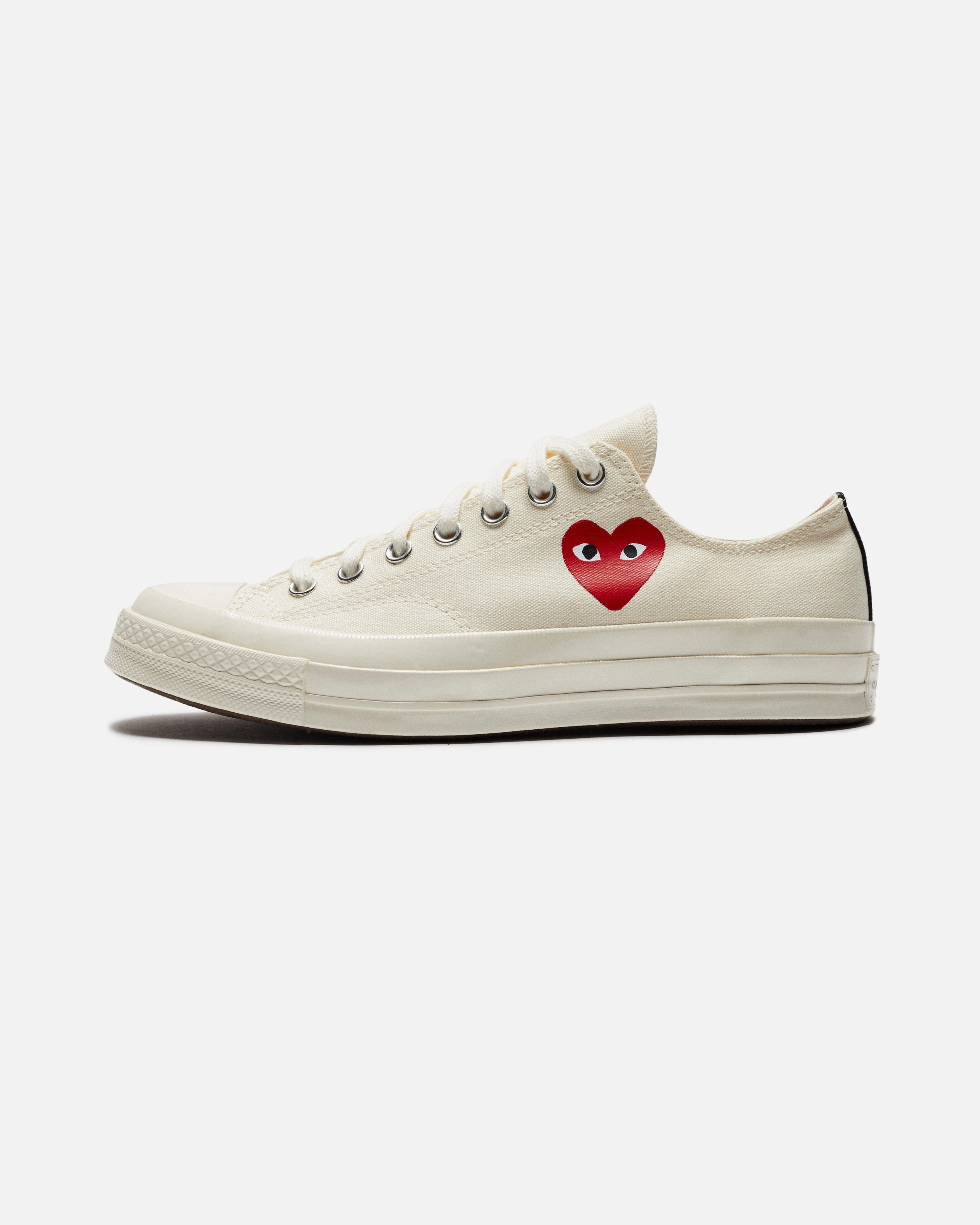 CONVERSE X CDG SINGLE HEART CHUCK 70 OX - MILK/ BLACK Womens vintage sneakers