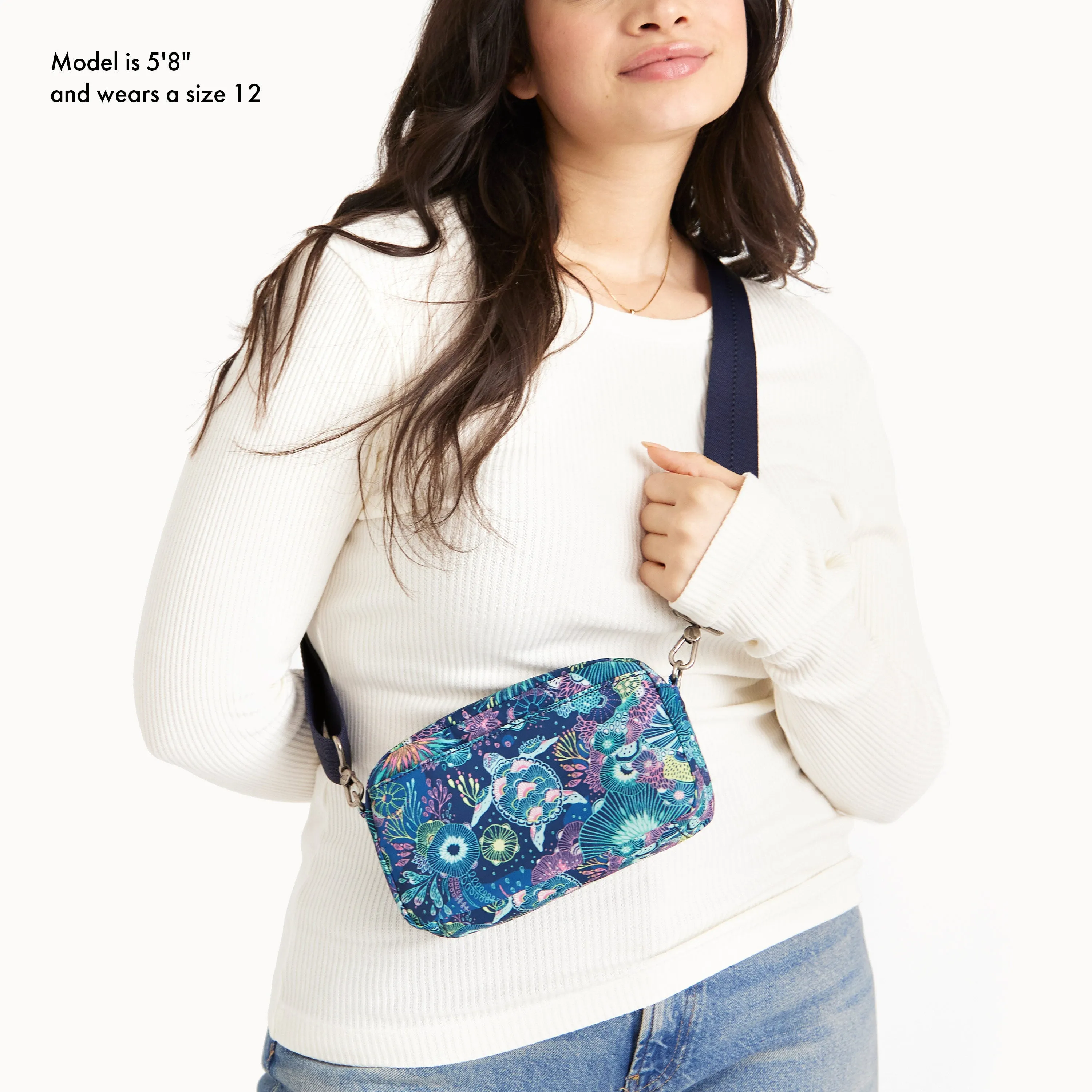 Cora Smartphone Crossbody Bags The Sak Crossbodies