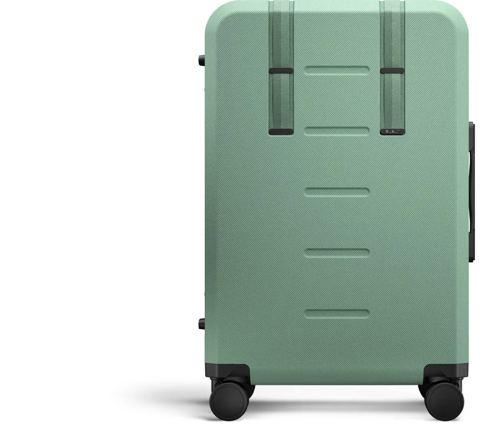 D_b_ Ramverk Medium Check In Lightweight Spinner Luggage Bags Db