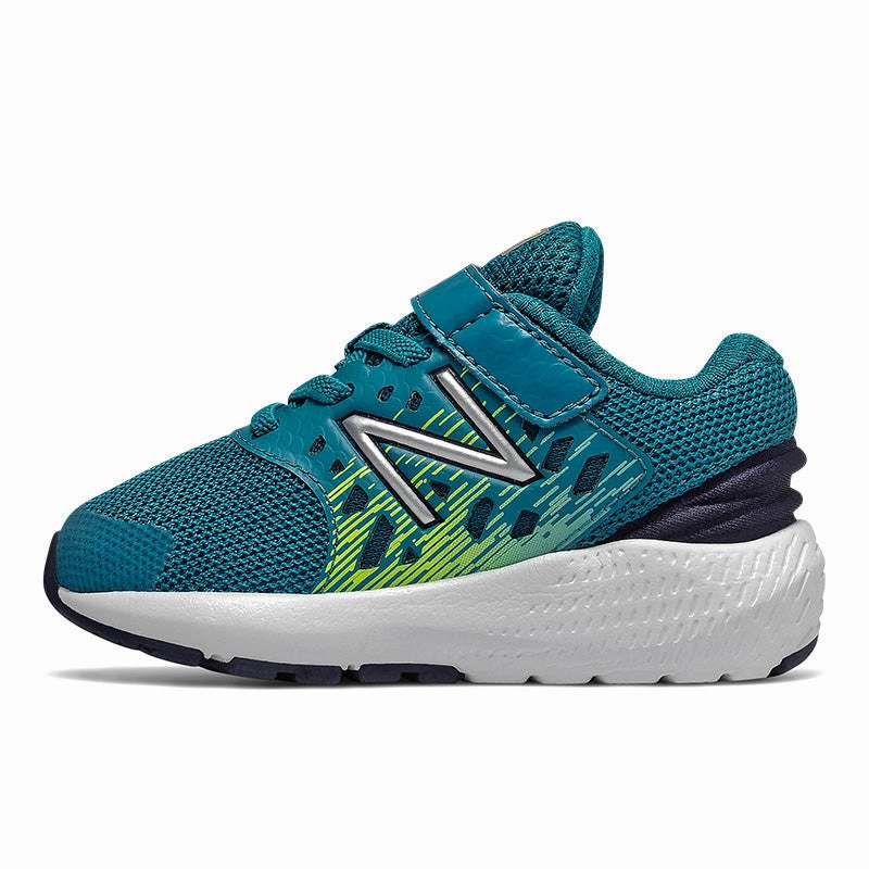 FuelCore Urge - Blue with White - Kids New Balance lifestyle shoes