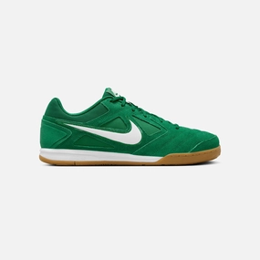 Gato Nike shoes blending performance and street flair