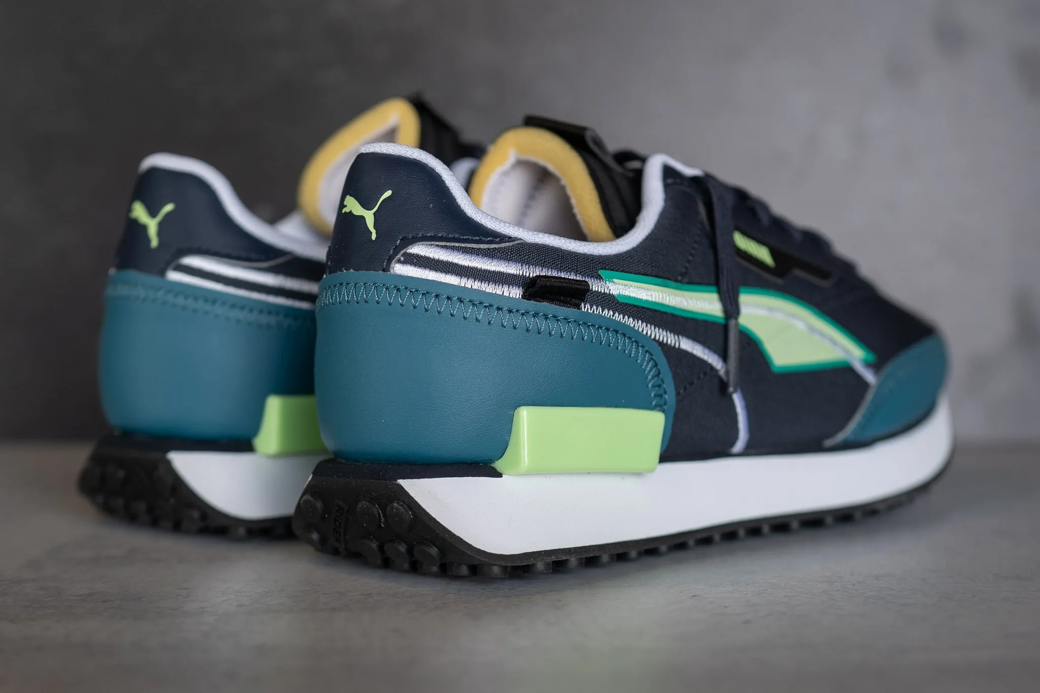 GRADESCHOOL Puma Future Rider Twofold JR (Parisian Night/Blue Coral) Puma athletic shoe visuals
