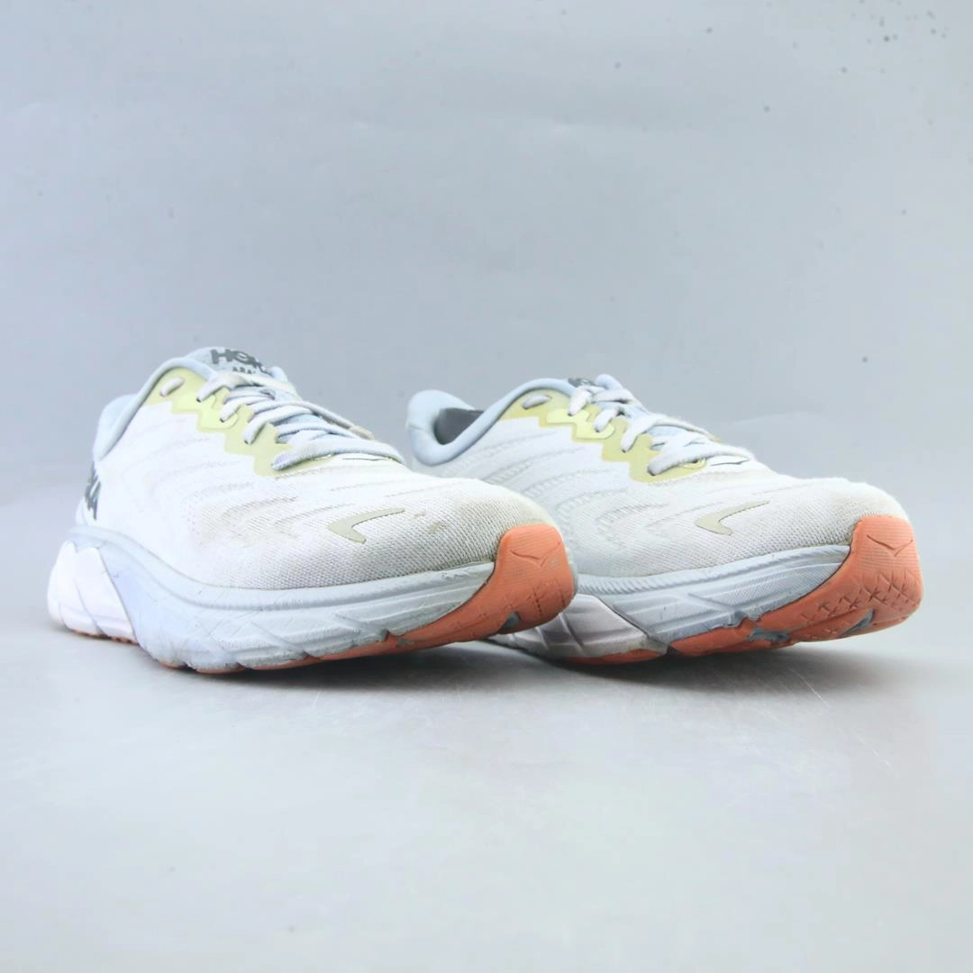 HOKA ONE ONE ARAHI 6 Hoka running shoe visuals